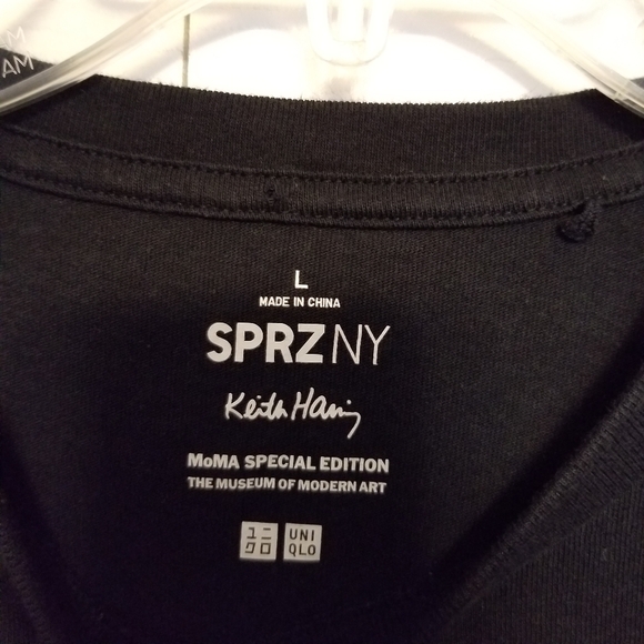 Keith Haring SPRZ NY Uniqlo Black "Radiant Baby" MoMA Special Edition T-Shirt - Picture 4 of 5